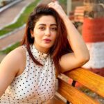Neha Pendse Instagram – Har cheez mai zindagi dhundho, 
khushiyaan tumhe dhundhate ayengi. Ganpatipule