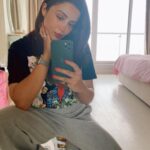 Neha Pendse Instagram - Every decade u live is gonna demand a different you. If ur ideologies are not growing or evolving with ur growing decade. One can be lost or feel empty or lack motivation. It was fun to connect with a dear friend after long and this was our take away from that convo ✌🏻