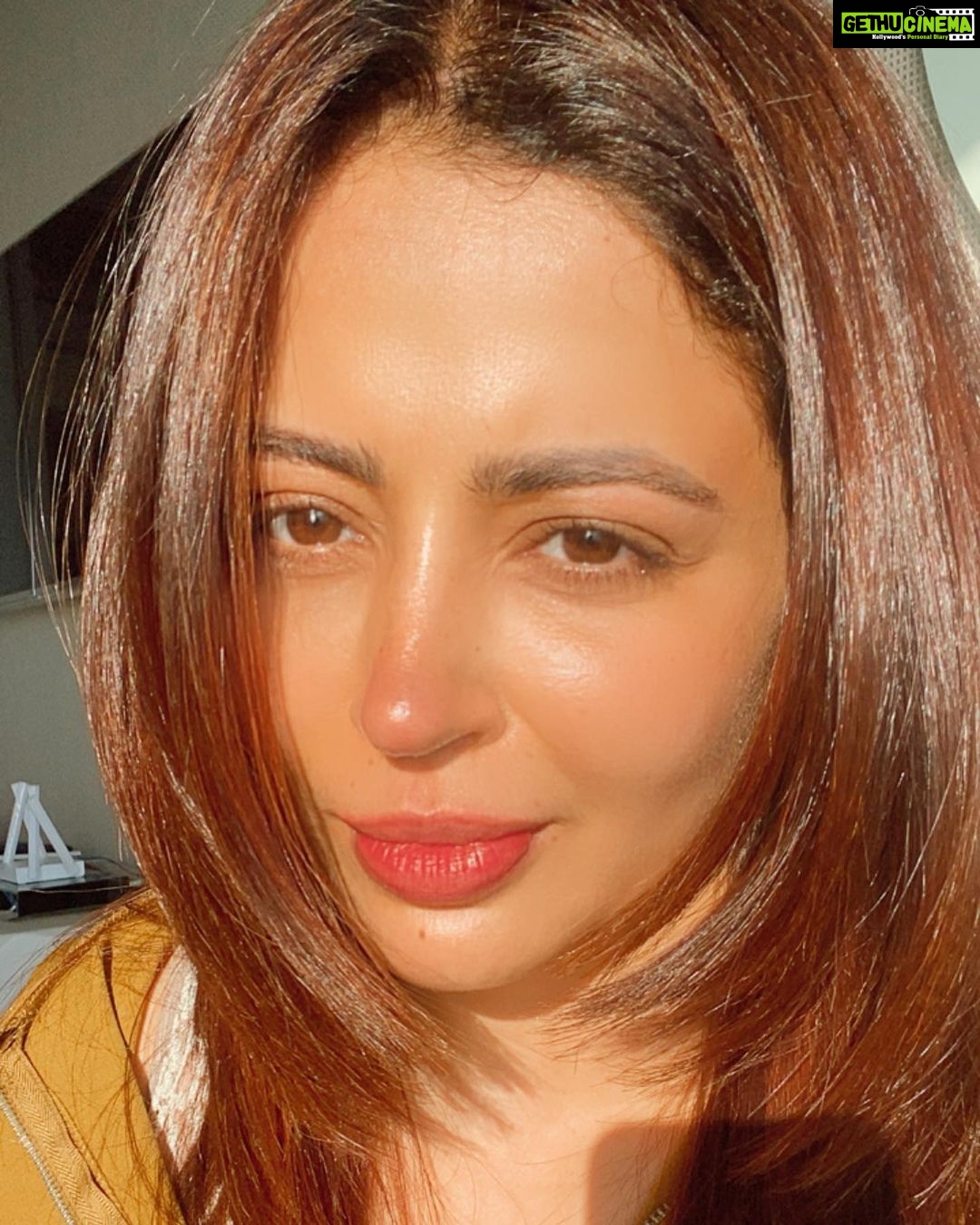 Neha Pendse Instagram - A lovely meal and a grand Sunday noon nap … I am definitely living my 30’s 🤣