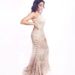 Neha Pendse Instagram - Here’s to the ones who dream, Here’s to the hearts that break, Here’s to the mess we make !!