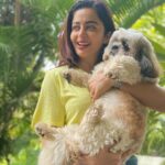 Neha Pendse Instagram - My stress busters ..a hug from ur loved ones is all u need .. did u share ur share of love ❤️