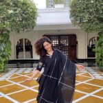 Neha Pendse Instagram - Fav song , fav place , fav @bunaai