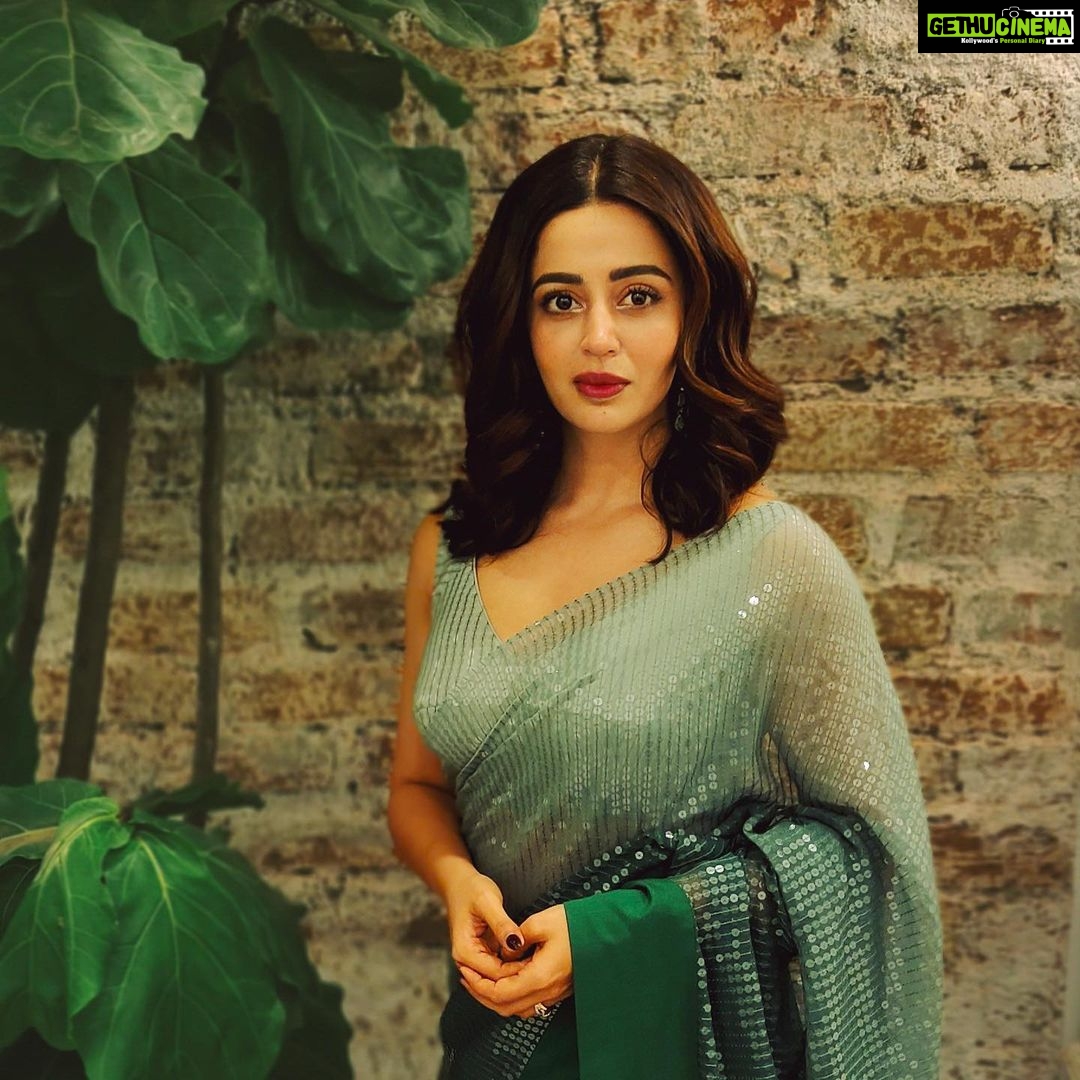 Neha Pendse - 78.6K Likes - Bloom where you are planted !!