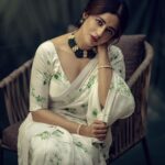 Neha Pendse Instagram - तु मेरी पूरी कहानी, मै तेरा अधूरा किस्सा ।