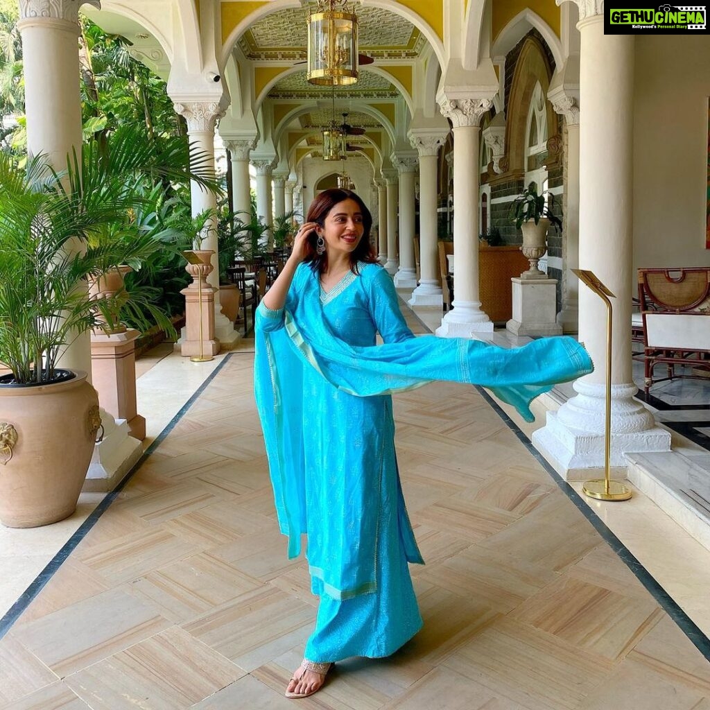 Neha Pendse Instagram - Such a happy colour, Love the way the fabric sits on me, I mean everything about this @rangtaara piece is wholesome awesome 🤩