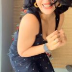 Neha Pendse Instagram - Me ,tree and this super comfy and stylish co-ords from @camarche.in I think I need few more of them !!
