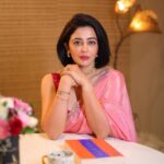 Neha Pendse Instagram - Sahil ke sukoon se kise inkaar hai lekin… Toofan se ladhne mein maza hi kuch aur hai !!