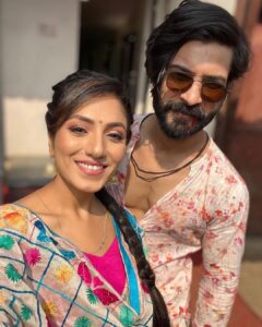 Neha Prajapati Instagram - Happpiesstt Birthday to the best human, beat co-actor, my closest n sweetest friend @nehaprajapati515 u are not only the finest actor but also a g8 human. Wish u a lot of happiness, gud health, wealth n peace ❤️ may god bless you always. Please forgive me 🙏🏻🙏🏻for the late post n late wish🫣 stuck somewhere #nehaprajapati #rano #bhagyalakshmi #om #sai #ram