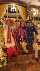 Neha Prajapati Instagram - 1,2,3.. and pagalpanti continues 😅
@gandhi_aman_ 
@urmimala9427 

#reels #reelsinstagram #reelitfeelit #instagramreels #trendingreels #viral #comedy