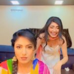 Neha Prajapati Instagram - Aise kon hasta hai bhai🤔 . . #reels #reelsinstagram #reelitfeelit #comedy #funnyvideos #funnymemes #trendingreels #instagram #instagramreels #explore #explorepage✨
