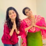 Neha Prajapati Instagram – Kya hi kare bhai!??
#Bhagyalaxmi #Zeetv