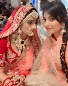Neha Prajapati Instagram - Have a Glorious birthday dear..
Wishing you a beautiful day full of celebration and cheer🥂

Happywala birthday🎂🤗 
Kisiki bad eyes naa lage 😉
@aishwarya_khare ❤️ 

Look at the third pic .. what were u thinking @aishwarya_khare 🤪

#birthdaygirl #happywalabirthday #lakshmi #Bhagyalakshmi #rano #instagram #celebration