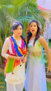 Neha Prajapati Instagram - Chutki maar..🤭
.
.
#reels #reelsinstagram #reelitfeelit #funnyvideos #comedy #explore