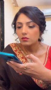 Neha Prajapati Instagram - Behra google😂 . #reels #reelsintagram #reelitfeelit #feelitreelit #comedy #instagram #nehaprajapati