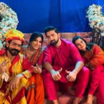 Neha Prajapati Instagram - Hum saath saath hain..👯👯‍♀️ #Bhagyalakshmi @imrohitsuchanti @bansalsmita_ @ankitbhatia14 @mansibhanushaliii #bts #friends #picoftheday #memories #rishi #rano #neelam #balwinder #bani #actorslife #coactors