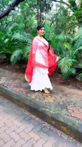 Neha Prajapati Instagram - Feel the music🎶
.
Vc- @shaikhaasifa626 
#reels #reelsinstagram #reelitfeelit #instagramreels #trendingreels #reelsvideo