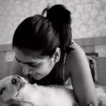 Nimisha Sajayan Instagram - KOKO❤️ Tute na kabhi yaari ye Har roz mein tere paas hi rahu Main udaas hoon janle jo tu Hasaye mujhko ha tu❤️