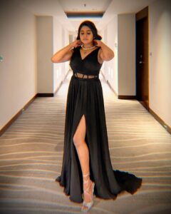 Nimisha Sajayan Instagram - FILMFARE 2022 ❤️

Stylist: @asaniya_nazrin 
Gown: @paris_de_boutique 
Jewellery: @meralda.jewels
Makeup&Hair @aswani_haridas_