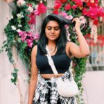 Nimisha Sajayan Instagram - 🌙 📸 @anekhaajith Covent Garden
