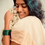 Nimisha Sajayan Instagram - 💫 #songonrepeatmode🎶 @just_in_varghese ❤️