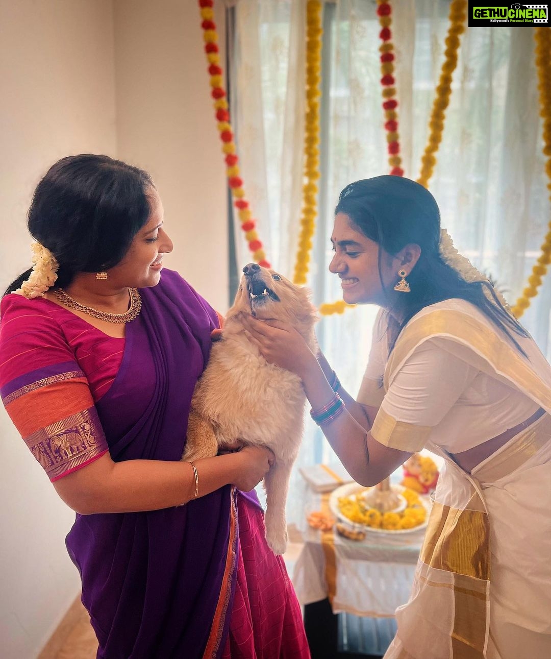 Nimisha Sajayan Instagram - VISHU ASHAMSAKAL❤️