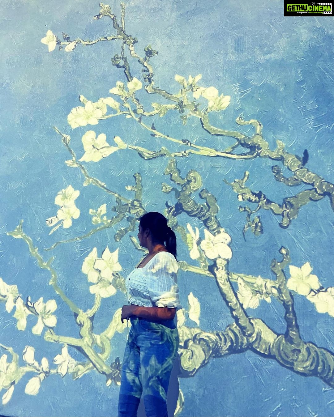 Nimisha Sajayan - 37.5K Likes - #vangogh360 🌙