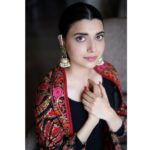 Nimrat Khaira Instagram – 🖤🖤