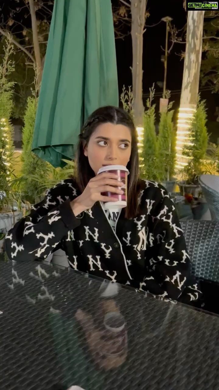 Nimrat Khaira Instagram - Munda handsome uton mere haan da kude 🌸🌸 #handsome #Nimmo #nimratkhaira #Album