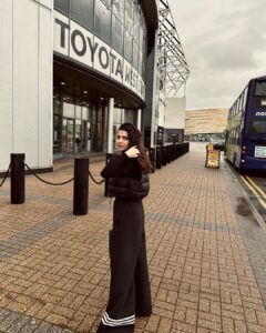 Nimrat Khaira Instagram - Eko jahe akharan ton naa mukde ..

Link in bio..