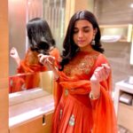 Nimrat Khaira Instagram – Bahut si baatein hain hum ko kehni ..