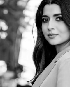Nimrat Khaira Instagram - Sending good vibes your way 🤍