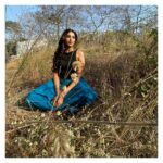 Nimrit Kaur Ahluwalia Instagram - 🌾🌞 // 📸: @mesmahirising 💄: @amitrajput_mua #nimritahluwalia