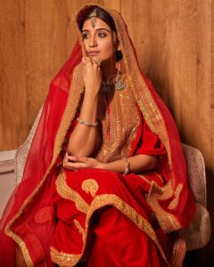 Nimrit Kaur Ahluwalia Instagram - On the cover of @fablookmagazine Wearing this suit from @tul_palav and jewels from @jiadiamonds styled by @milliarora7777

Editor & Founder @milliarora7777 @ankkit.chadha2222
Mua @meerabhandarimakeovers
Hair @amuthevar
Assistant stylist @styled_by_tanisha
Shot by @tanvivoraphotography
Location courtesy @westinmumbaipowai
PR @picturenkraftofficial @parulchalwa9
