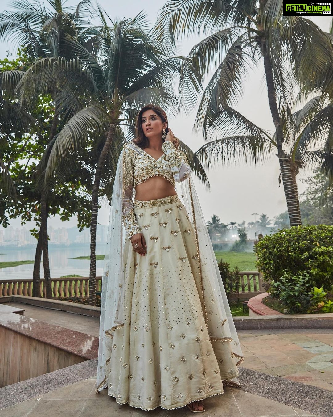 Nimrit Kaur Ahluwalia - 187.1K Likes - On the cover of @fablookmagazine Wearing this lehenga from @simplesassybyjappyminty and jewels from @jiadiamonds styled by @milliarora7777
Editor & Founder @milliarora7777 @ankkit.chadha2222
Mua @meerabhandarimakeovers
Hair @amuthevar
Assistant stylist @styled_by_tanisha
Shot by @tanvivoraphotography
Location courtesy @westinmumbaipowai
PR @picturenkraftofficial @parulchalwa9