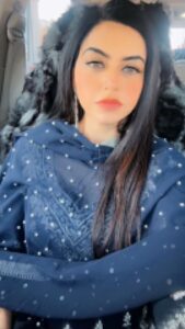 Nisha Bano Instagram - Rab tuhanu sab nu khusiya deve 🙏🏻🙏🏻🙏🏻 #nishabano #desiqueen click by  @apooravasingh_photography 🥰
