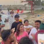 Nisha Bano Instagram - Bhut vadiya laga #nimainsasskutni movie de set te ❤️ sareya Nal kam karke bhut Mazza aya Thanku @mohitbanwait @tanvinagi.official @iammehtabvirk @anitadevgan101 mam @harbysangha JI @ n whole team ♥️ wrap up 🎬🎬🎬