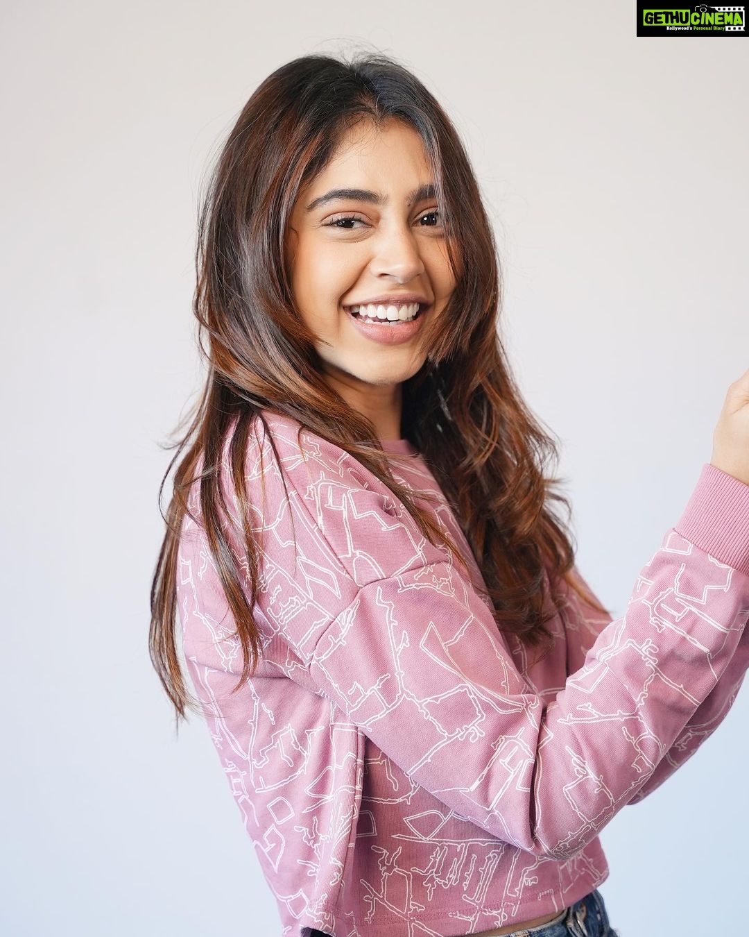 Niti Taylor Instagram - Happy Vibes Today🌸 #allsmiles#goodmorning #riseandshine #nititaylor