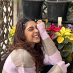 Niti Taylor Instagram - Chhota bacha jan ke Na koi aankh dikha na rey Dubi dubi dab dab🥁💃🏻🎉🥳
