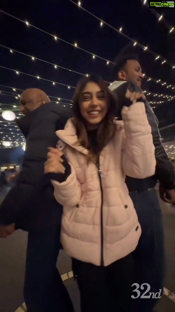 Niti Taylor Instagram - This is us! Blended & blessed❤️ #instagramreels #reelitfeelit #reelsinstagram #familyreels #tayreels #nititaylor