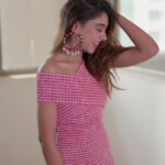 Niti Taylor Instagram - Unbothered 🙇🏻‍♀️ Happy in my lane 😁 Focused 🤓 Flourishing 🥰 #staybeautiful #loveyourself #ichooseme #happiness ❤️ @howwhenwearclothing