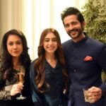 Niti Taylor Instagram - The Ace Trio🙈🙉🙊 @hitentejwani @tuhinaavohra #happyfamily #thekapoors #balh2 Don’t forget to watch Badeachelagtehain2 tonight at 8pm only on @sonytvofficial