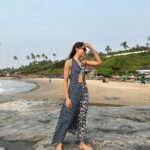 Niti Taylor Instagram – Uff.. mere dil mein thodi.. Uff 
Mere dil mein… uff uff ❤️🥰

#takemeback 
👗 @howwhenwearclothing
📸 @smitapandit_official