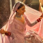 Niti Taylor Instagram - You’re worth more than second thoughts & maybes! 💗 #selflove #balh2#bts 📸 @shilpasanghv