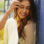 Niti Taylor Instagram - Be imperfectly real, it’s perfectly rare.🙆🏻‍♀️🙇🏻‍♀️🙅🏻‍♀️❤️ #itsbeenawhile 👗 @indian.attires