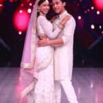 Niti Taylor Instagram – Once in a while, in the middle of an ordinary life, love gives us a fairy tale 💕 

We would like to dedicate our performance to one of the most special fairy tales in the making @aliaabhatt & Ranbir Kapoor … We love you both 💖

Tonight only on @colorstv 
At 8pm jhalak dhiklaja 🥳
Voting lines open from Saturday 8pm to Monday 10am! 

Please please voteeee for me 🗳 
Voot.com, Voot app and myjio app

Always standing strong with @paldenlama @rutuparekh92 ❤️🥰

Looking pretty in @iamkenferns 
Makeup @glambysalman @smitapandit_official 
Hair @hairstylist_jennny