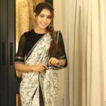 Niti Taylor Instagram – 🎵🎶 Pyaar Hua, Ikraar Hua…. Kehta Hai Dil Rastaa Mushkil🎵🎶 Don’t miss my performance on Jhalak Dikhlaa Jaa on @colourstv
 
Mera ❤️ says rastaa mushkil nahi hoga because you all will surely support me with your votes 🗳 😉 ❤️ 💃🏼 

*Vote for Niti Taylor* 

Don’t forget to vote for me on Voot App, Voot.com or My Jio App 📬 📲 

Thank you for all the love and blessings!! 😇😇

Outfit @iamkenferns 
Makeup- @glambysalman @smitapandit_official 
Hair @hairstylist_jennny 
📸 @sanimohini