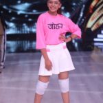 Niti Taylor Instagram – *Vote for Niti Taylor on Jhalak Dikhla Jaa*

Hello!! Thank you for all your love and votes last week!! ✨💃🏼✨ 
It’s time to vote again this wekend and I would love for you to keep voting for me!! 🤗🤗❤️❤️

Don’t forget to vote for *Niti Taylor* on Voot App, Voot.com or My Jio App 📬 📲  It is easy and so quick!! Please do it before tonight 😇

Thank you for all the love and blessings!! 😇😇

#jdj10 

Looking 🥰 @iamkenferns 
Makeup @glambysalman @smitapandit_official 
Hair @hairstylist_jennny