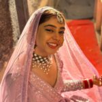 Niti Taylor Instagram - You’re worth more than second thoughts & maybes! 💗 #selflove #balh2#bts 📸 @shilpasanghv