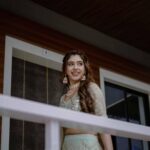 Niti Taylor Instagram - Being happy never goes out of style👸🏻 #balh2 #smile #prachi #grateful #blessed#🧿 Don’t forget to watch your favourite show badeachelagtehain only on @sonytvofficial Monday - Friday @ 8pm ❤️