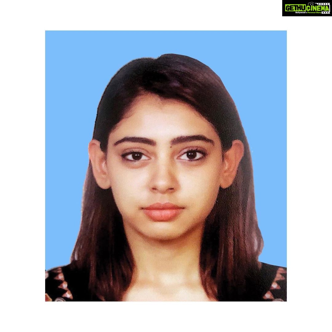 Niti Taylor Instagram - Own your cringe photos and share them proudly with #CringeIsCute I nominate @mr_faisu_07 to take off the pressure to look picture-perfect with #HalkeMeinLo challenge. @Kurkuresnacks #KurkurePlayz #ad